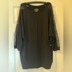 BNWT torrid Black 2X tee lace sleeves